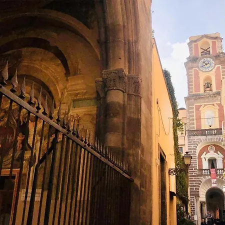 Apartment Garghe House *