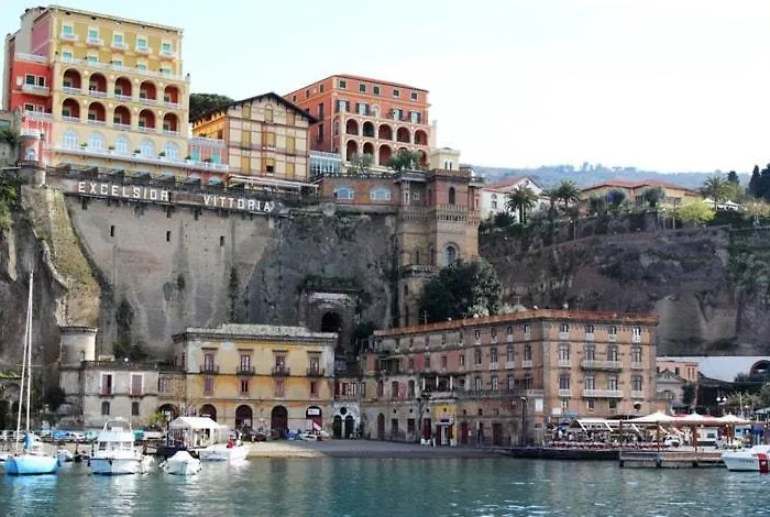 Garghe House Apartment *