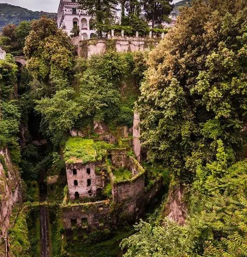 Garghe House Apartament *